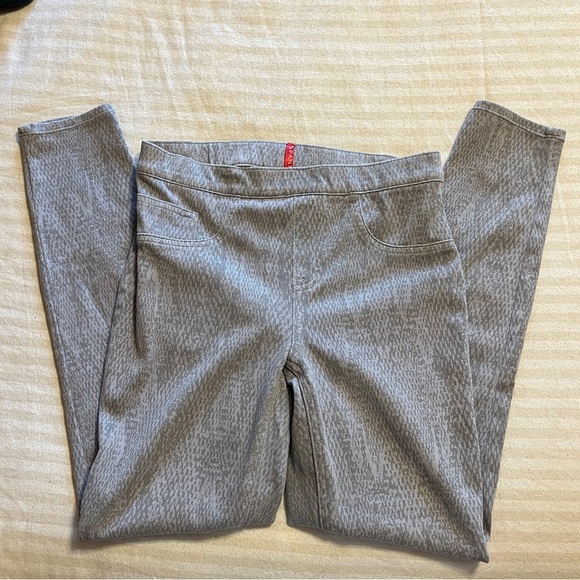 SPANX Size Small Womens Gray Snake Print Ankle Jean Legging - Picture 2 of 8